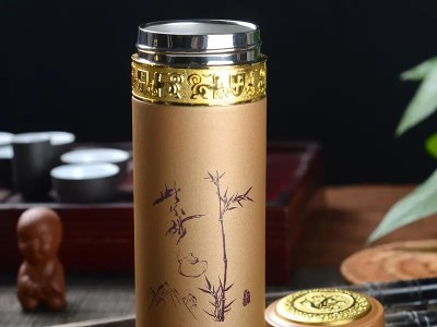 PP水杯杯蓋粘接不銹鋼，用聚力牌無(wú)氣味環(huán)保膠水粘接案例！